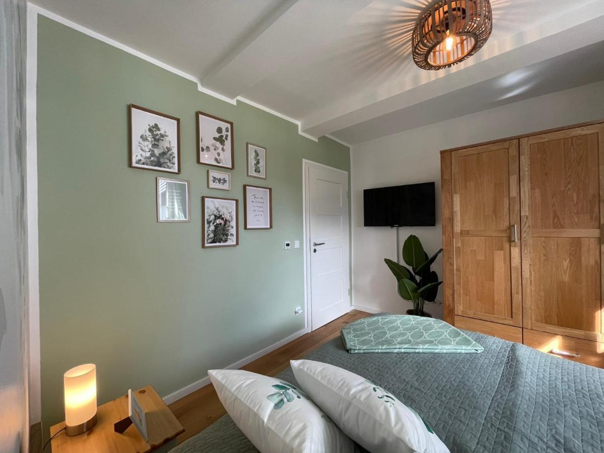Homelikestay: Ferienwohnungen - Wernigerode - Wlan - Bestlage - Liebevolle Einrichtung Esterno foto