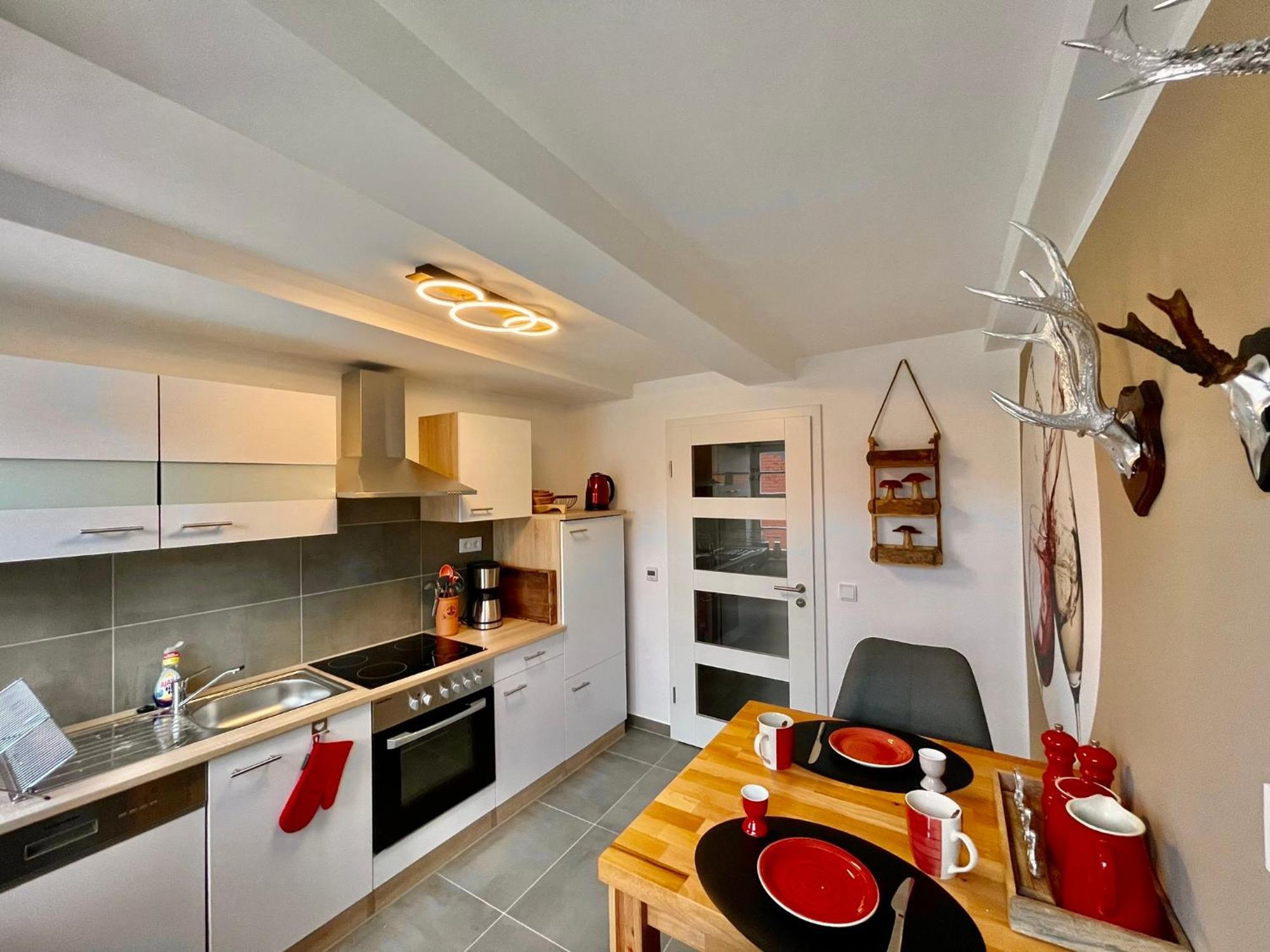 Homelikestay: Ferienwohnungen - Wernigerode - Wlan - Bestlage - Liebevolle Einrichtung Esterno foto